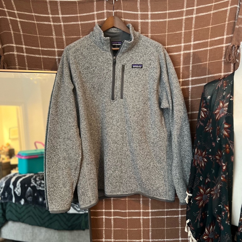 Patagonia pullover sweater. Mens 2xl grey